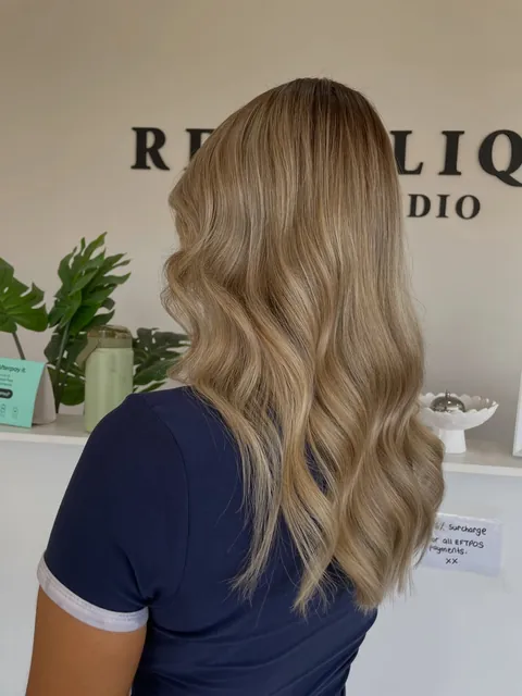 Golden honey waves
