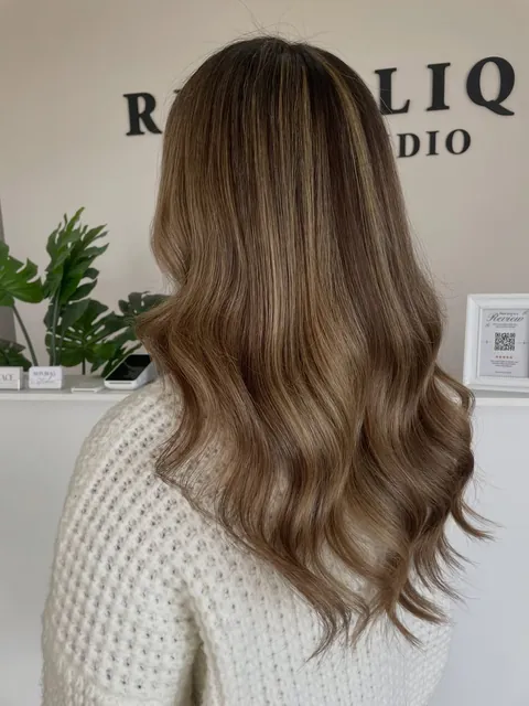 Soft lived-in brunette refresh